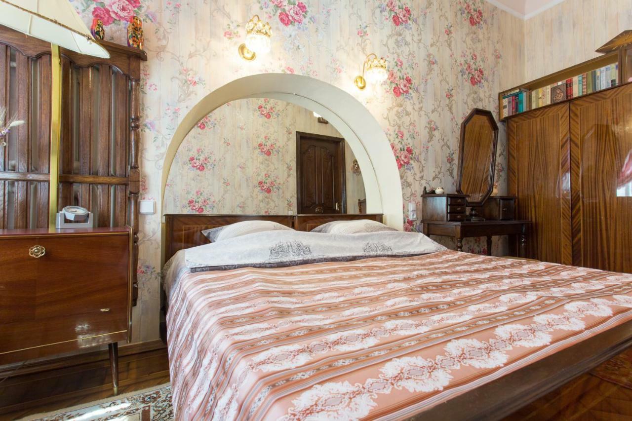 Apartment In The Center Of Kharkov Luaran gambar